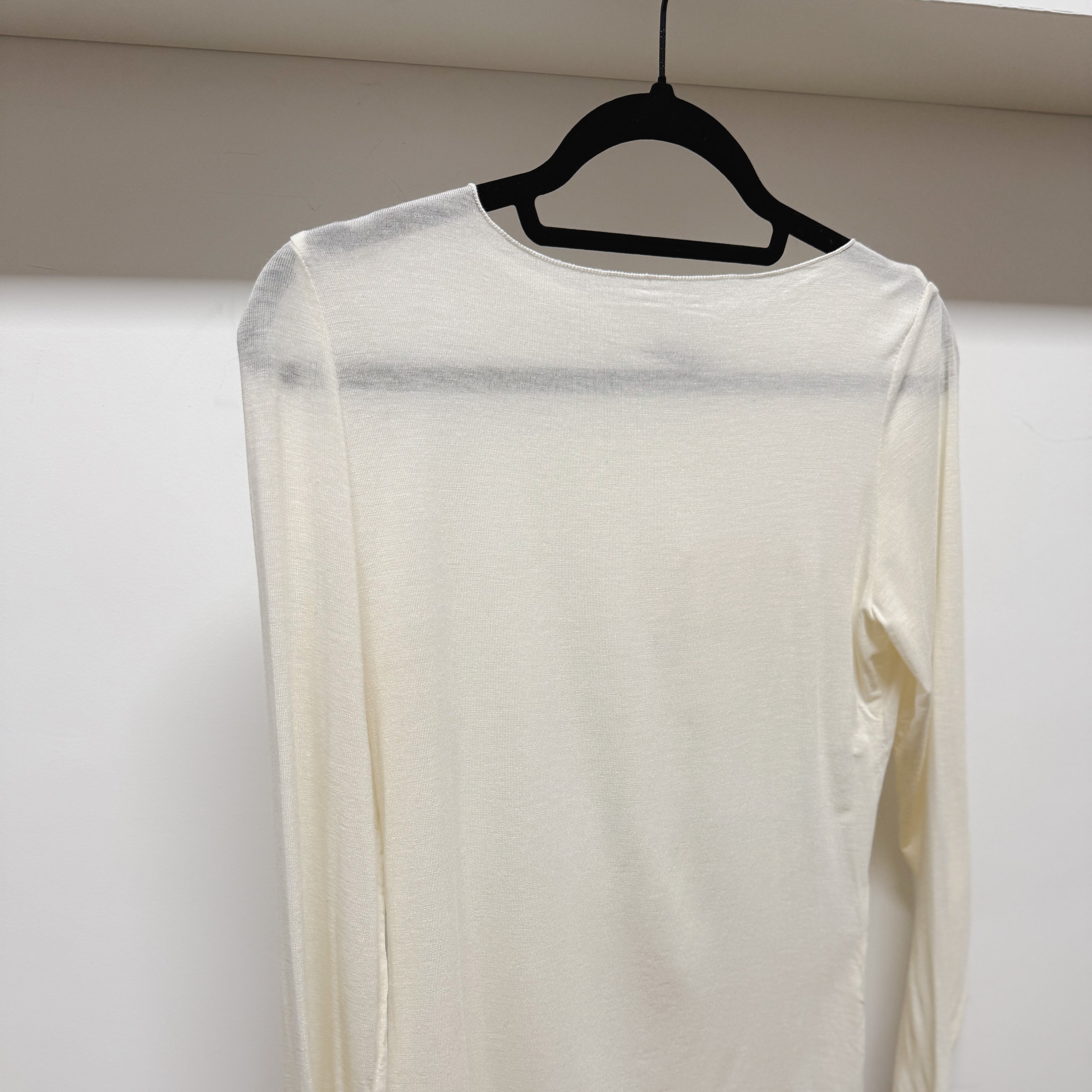 Sous-pull léger LARA