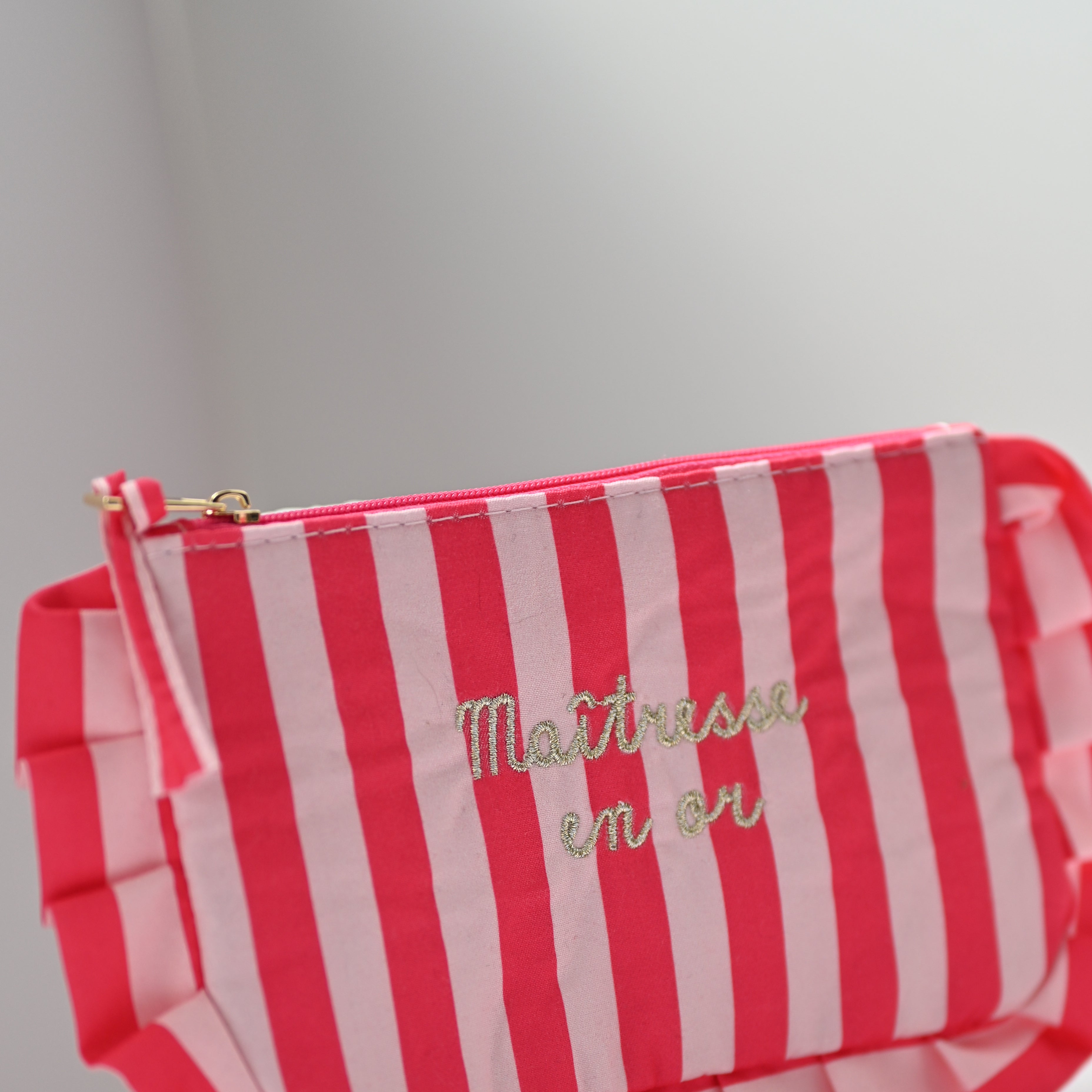 Pochette MAÎTRESSE EN OR