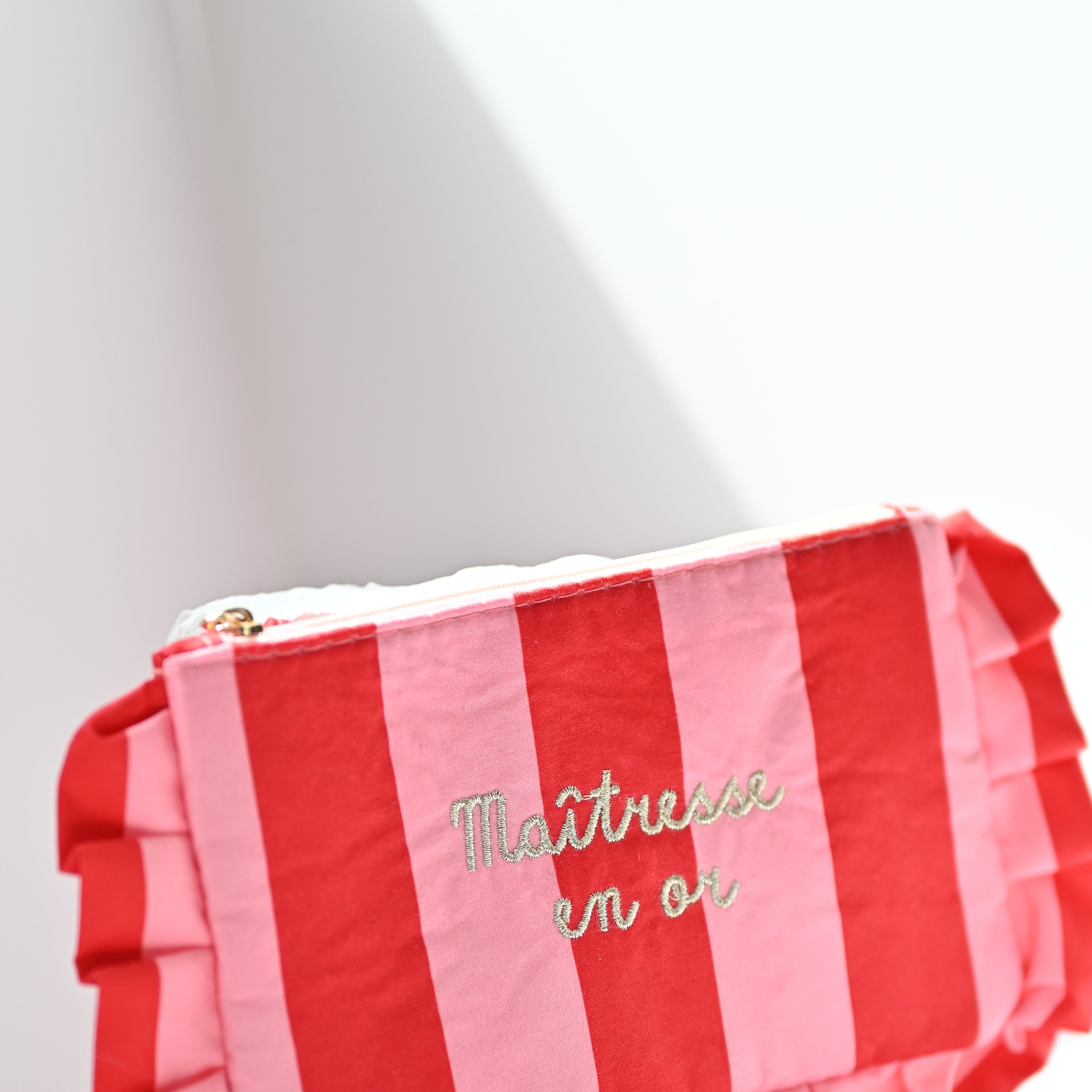 Pochette MAÎTRESSE EN OR