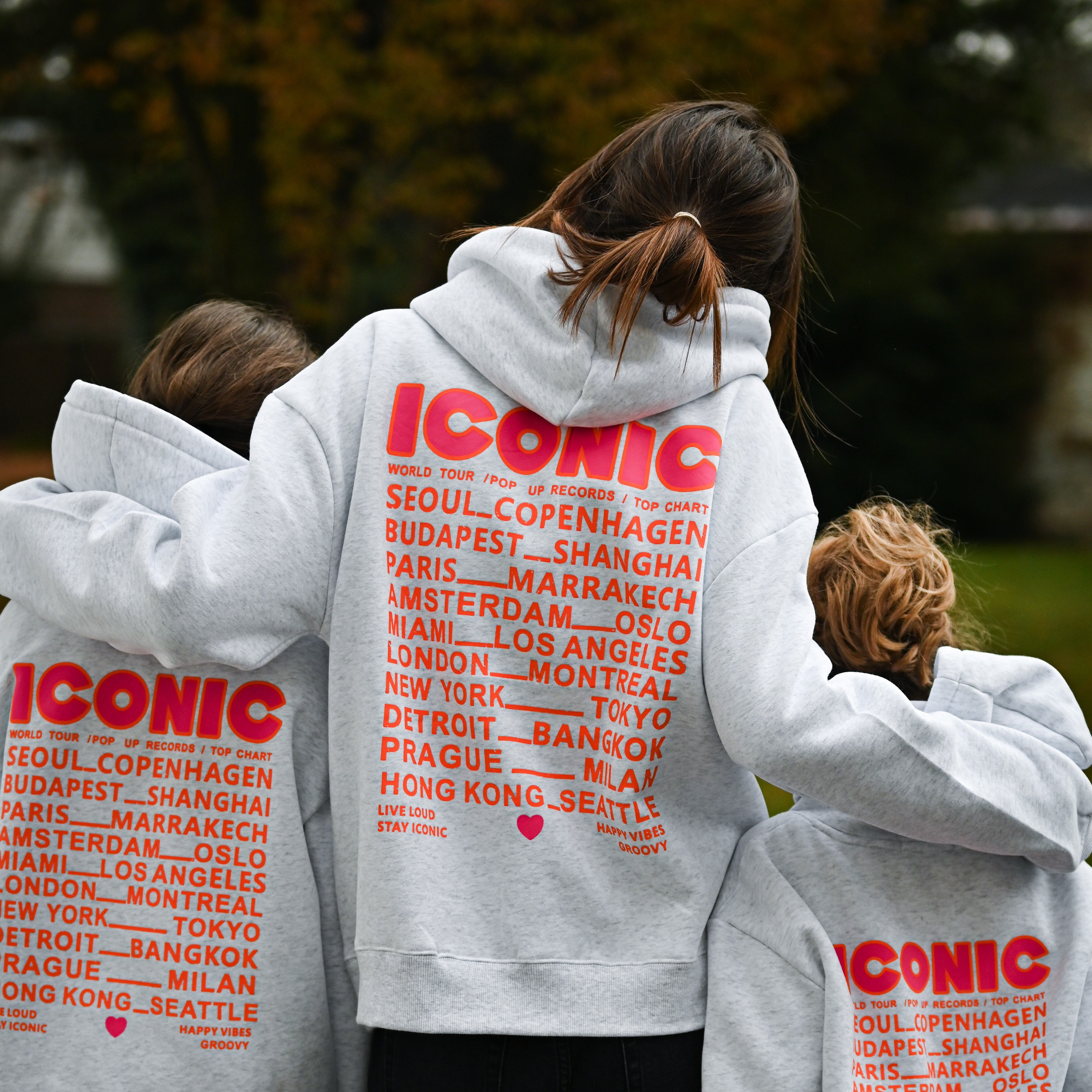 Sweat ICONIC MATCHY-MATCHY -capuche