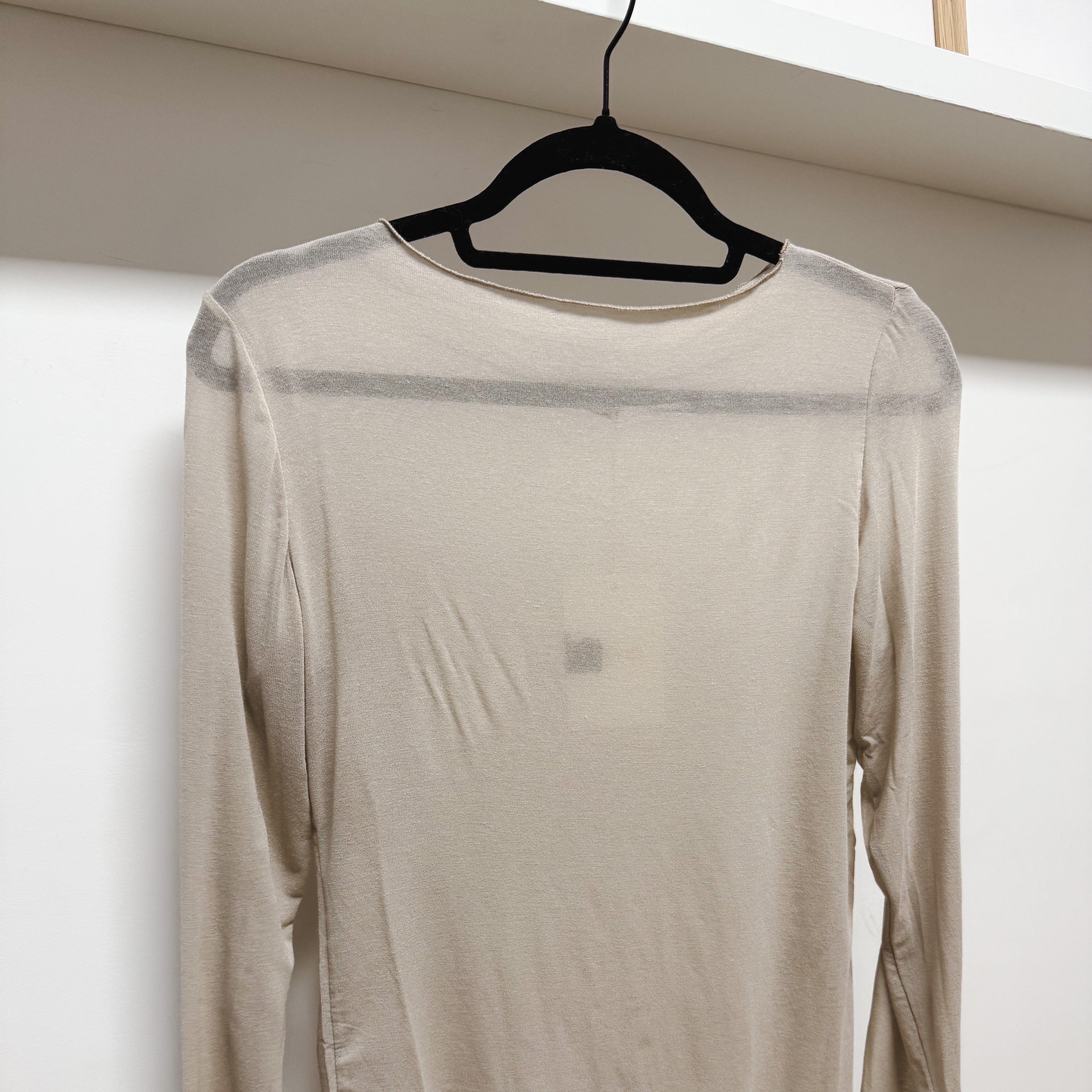 Sous-pull léger LARA