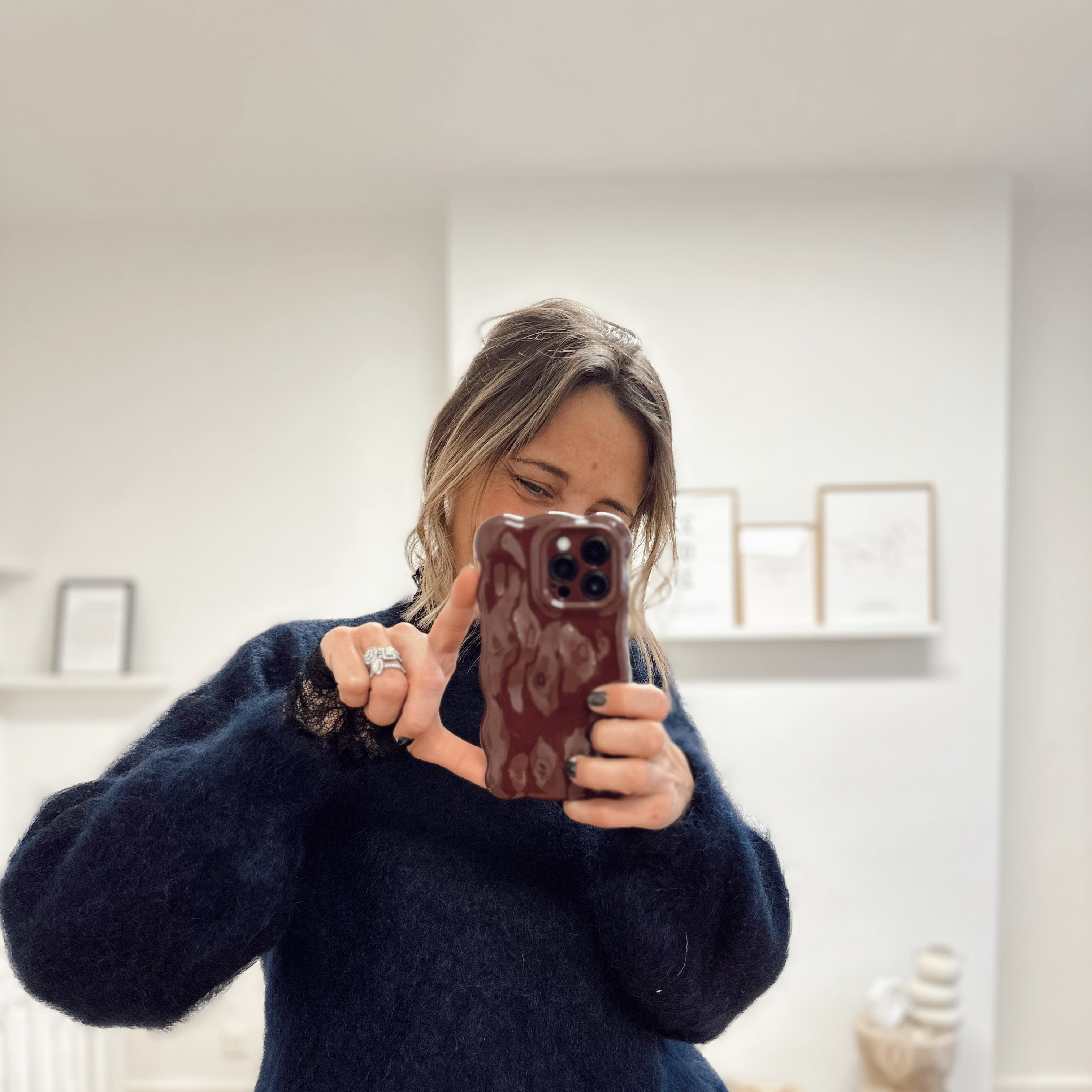 Pull LARISSA